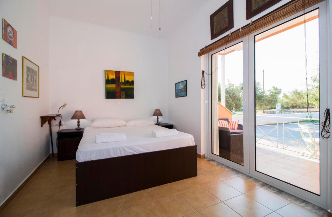 Laconian Collection Mavrovouni Beach House Gythio Exterior photo